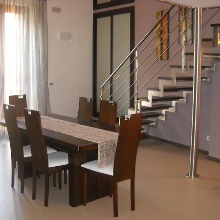 Marconi E Garibaldi 76 Apartment *