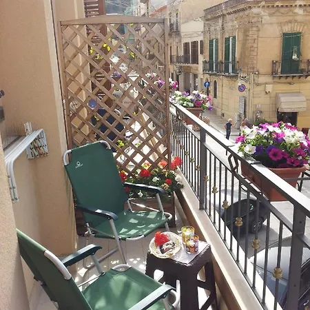 Apartmán Marconi E Garibaldi 76 *