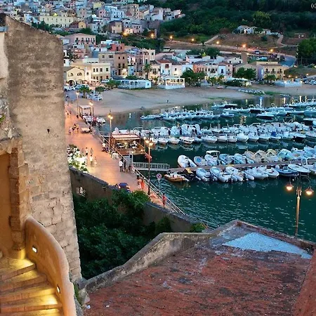 Marconi E Garibaldi 76 Castellammare del Golfo